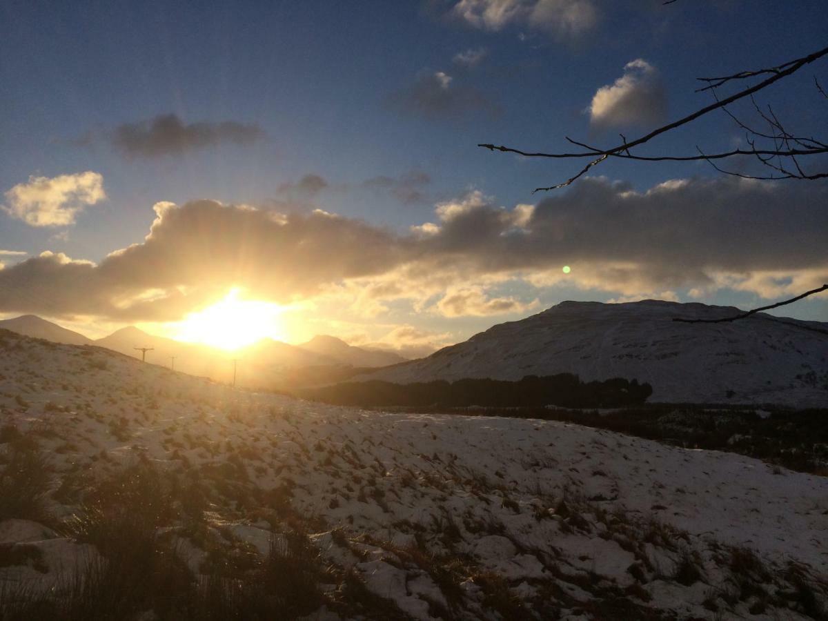 Glengarry House Hotel Tyndrum Bagian luar foto